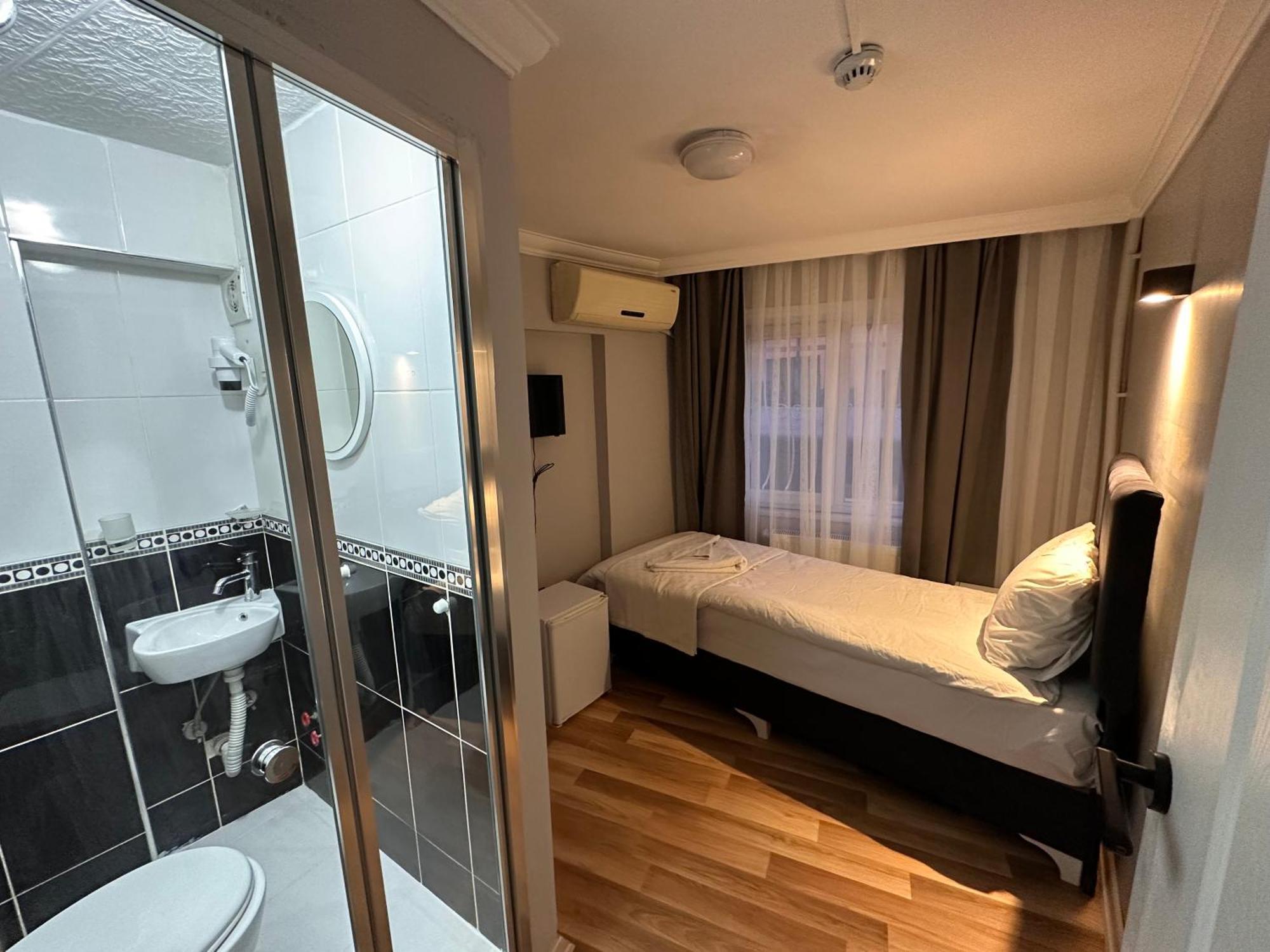 Asparagus Hotel & Suites Old City อิสตันบูล ภายนอก รูปภาพ
